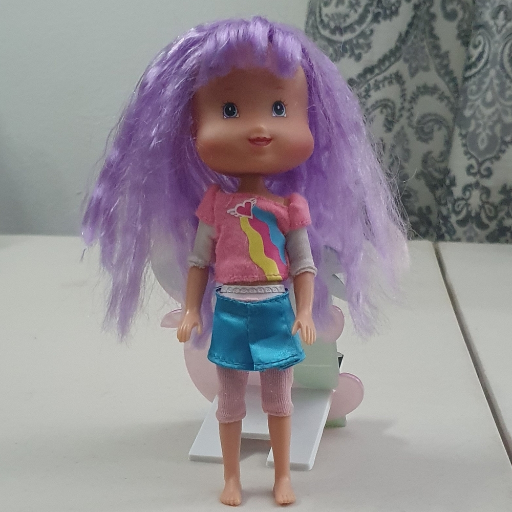 Strawberry shortcake 7" doll with purple and pink hair